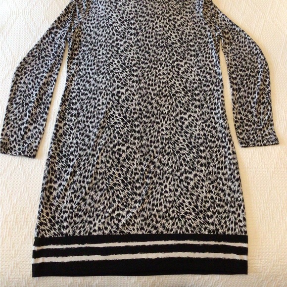 Tunic dress - Picture 1 of 4